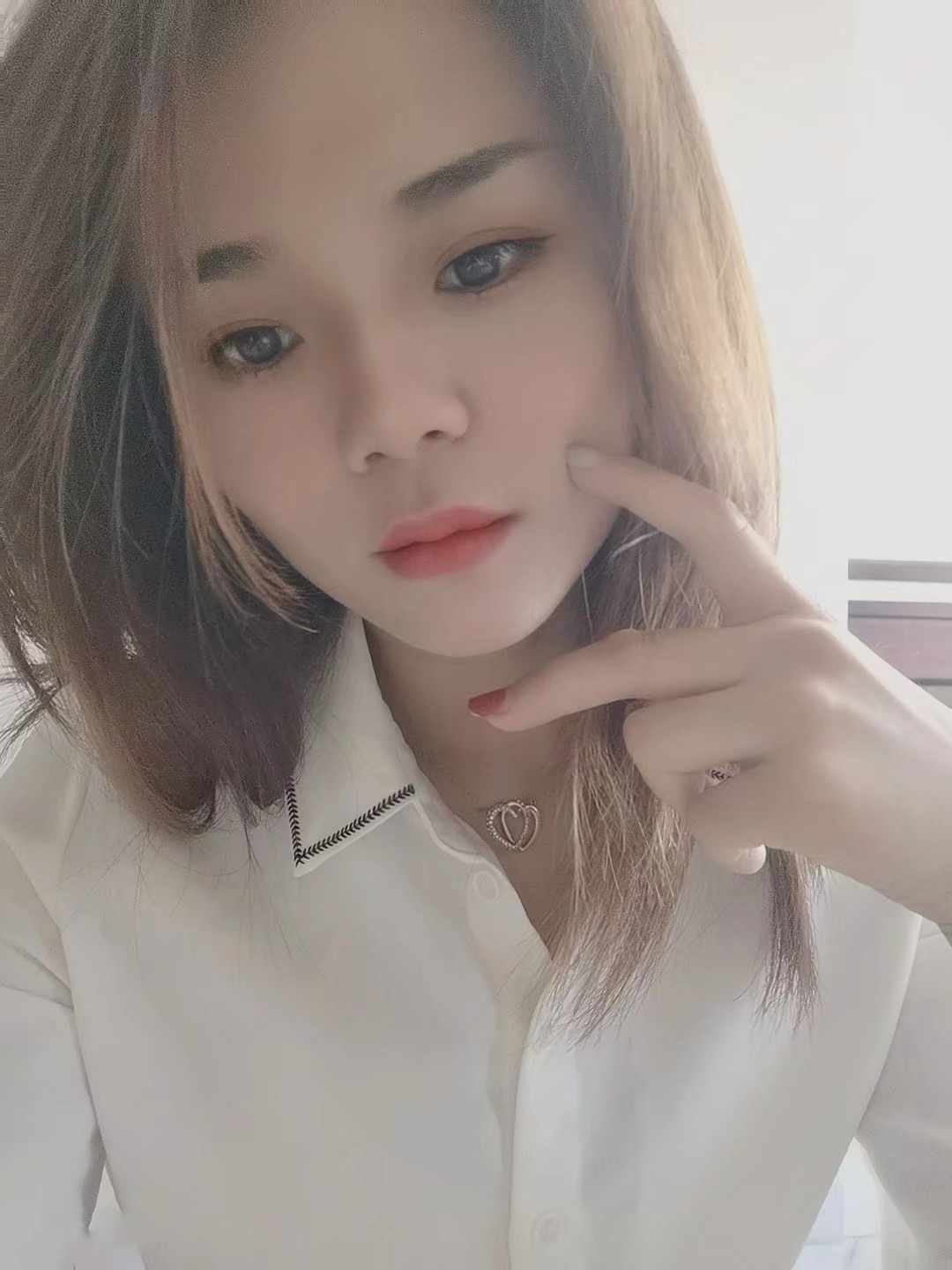 娇小的美女  fw可以